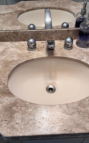Apartamento à venda com 87m², 3 quartos e 2 vagas Apartamento à venda com 87m², 3 quartos e 2 vagasSuíte - Banheiro