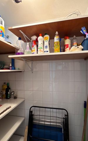 Apartamento à venda com 87m², 3 quartos e 2 vagas Apartamento à venda com 87m², 3 quartos e 2 vagasCozinha e Área de Serviço - Despensa