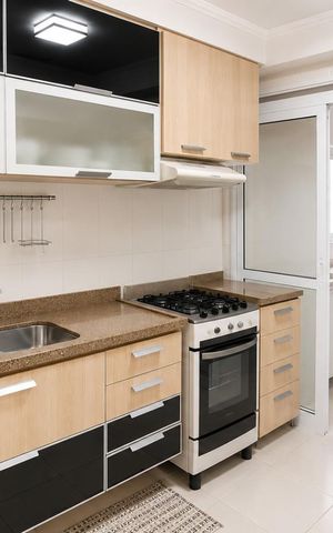 Apartamento à venda com 133m², 3 quartos e 2 vagas Apartamento à venda com 133m², 3 quartos e 2 vagasCozinha