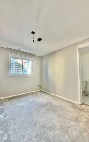 Apartamento à venda com 110m², 2 quartos e 2 vagas Apartamento à venda com 110m², 2 quartos e 2 vagasQuarto 1