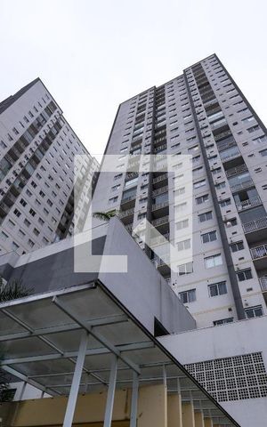 Apartamento à venda com 58m², 2 quartos e 1 vaga Apartamento à venda com 58m², 2 quartos e 1 vagaFachada
