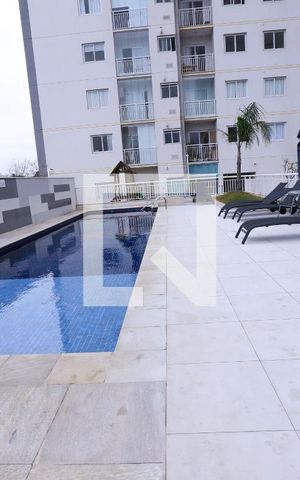 Apartamento à venda com 58m², 2 quartos e 1 vaga Apartamento à venda com 58m², 2 quartos e 1 vagaPiscina
