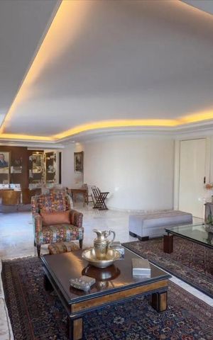 Apartamento para alugar com 280m², 4 quartos e 3 vagas Apartamento para alugar com 280m², 4 quartos e 3 vagasSala