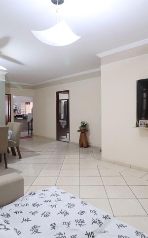 Casa para alugar com 243m², 4 quartos e 4 vagasSala