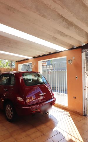 Casa à venda com 179m², 2 quartos e 3 vagasGaragem