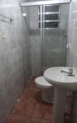 Casa para alugar com 120m², 2 quartos e 1 vagaBanheiro 1