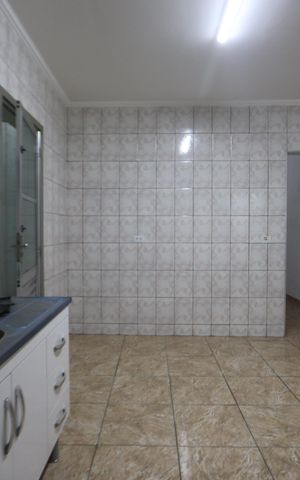 Casa para alugar com 120m², 2 quartos e 1 vagaCozinha