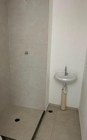 Apartamento à venda com 32m², 2 quartos e sem vaga Apartamento à venda com 32m², 2 quartos e sem vagaBanheiro