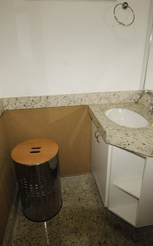 Apartamento à venda com 77m², 3 quartos e 2 vagaslavabo