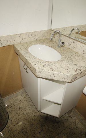 Apartamento à venda com 77m², 3 quartos e 2 vagaslavabo