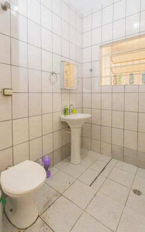 Casa à venda com 175m², 3 quartos e 1 vagaBanheiro social