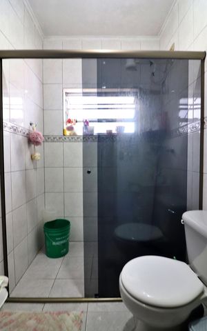 Casa à venda com 123m², 3 quartos e 2 vagasBanheiro Social