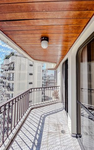 Apartamento para alugar com 158m², 4 quartos e 4 vagasVaranda