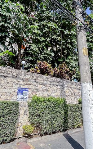 Apartamento para alugar com 158m², 4 quartos e 4 vagasFachada com Plaquinha