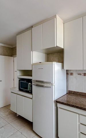 Apartamento para alugar com 158m², 4 quartos e 4 vagasCozinha