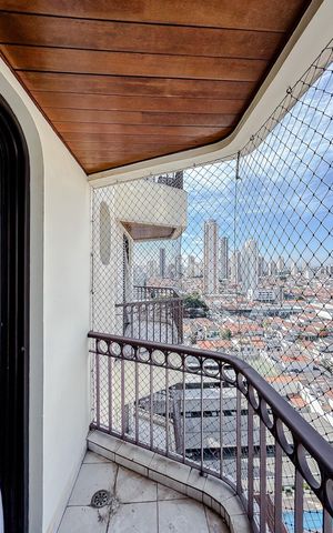 Apartamento para alugar com 158m², 4 quartos e 4 vagasVaranda da Suíte 1