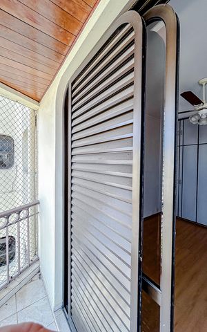 Apartamento para alugar com 158m², 4 quartos e 4 vagasVaranda da Suíte 1