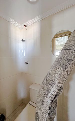 Apartamento para alugar com 158m², 4 quartos e 4 vagasBanheiro de serviço