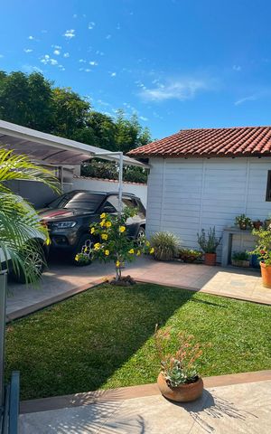 Casa para alugar com 300m², 2 quartos e 2 vagas Casa para alugar com 300m², 2 quartos e 2 vagasÁrea externa