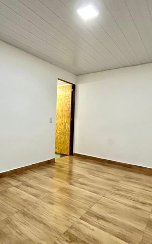 Casa para alugar com 80m², 1 quarto e 1 vaga Casa para alugar com 80m², 1 quarto e 1 vagaQuarto