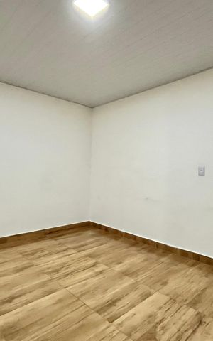Casa para alugar com 80m², 1 quarto e 1 vaga Casa para alugar com 80m², 1 quarto e 1 vagaQuarto