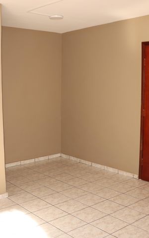 Casa para alugar com 138m², 2 quartos e 2 vagasSuíte