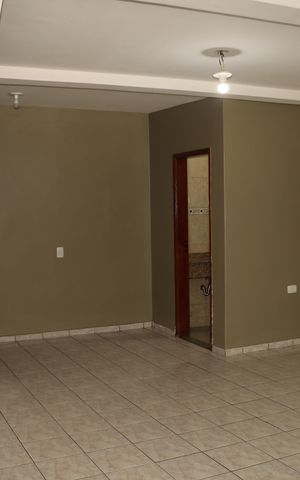 Casa para alugar com 138m², 2 quartos e 2 vagasSala