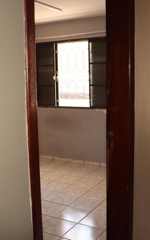 Casa para alugar com 138m², 2 quartos e 2 vagasCorredor