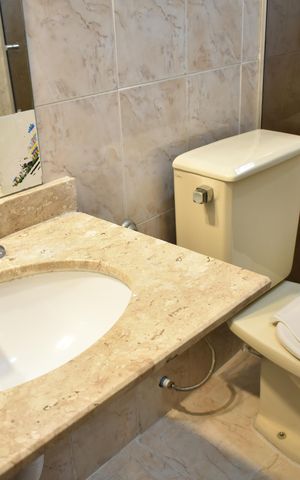 Casa para alugar com 155m², 3 quartos e 2 vagasBanheiro Social