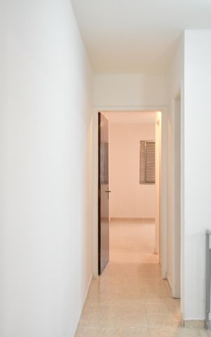 Casa para alugar com 155m², 3 quartos e 2 vagasCorredor