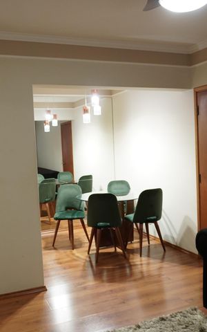 Apartamento para alugar com 68m², 2 quartos e 1 vagaSala