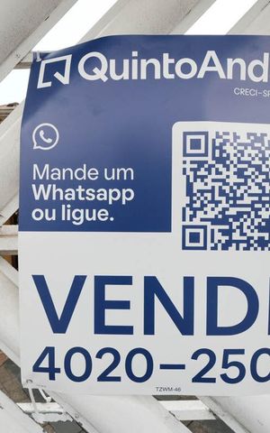 Casa à venda com 300m², 3 quartos e 4 vagasFachada