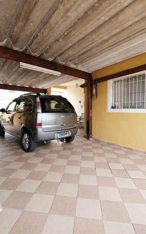 Casa à venda com 300m², 3 quartos e 4 vagasGaragem