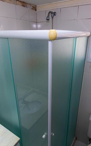 Apartamento à venda com 75m², 3 quartos e 2 vagas Apartamento à venda com 75m², 3 quartos e 2 vagasBanheiro da Suíte
