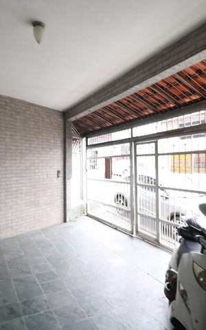 Casa para alugar com 100m², 3 quartos e 1 vaga Casa para alugar com 100m², 3 quartos e 1 vagaGaragem