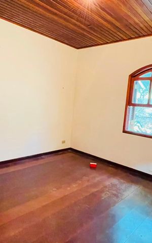 Casa de condomínio para alugar com 287m², 4 quartos e 3 vagas Casa de condomínio para alugar com 287m², 4 quartos e 3 vagasQuarto