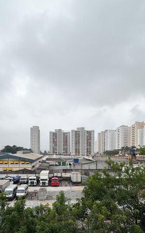 Apartamento para alugar com 59m², 3 quartos e 1 vaga Apartamento para alugar com 59m², 3 quartos e 1 vagaVista - Sacada