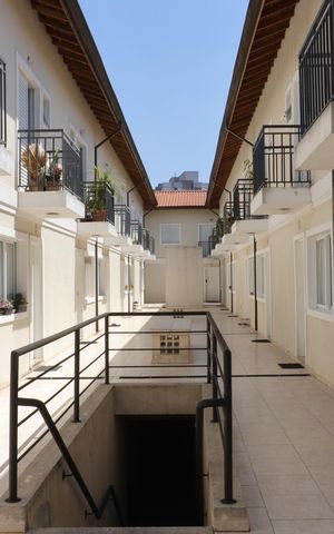 Casa à venda com 105m², 3 quartos e 2 vagasFachado do condomínio