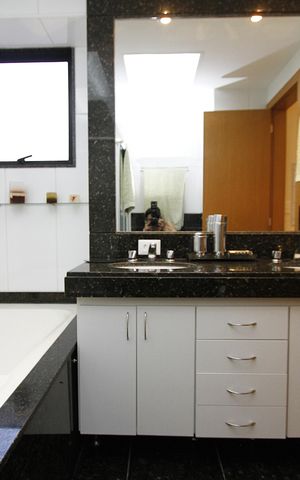 Apartamento para alugar com 176m², 4 quartos e 3 vagasBanheiro da Suíte 1