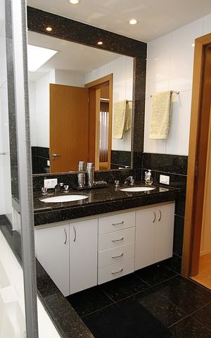 Apartamento para alugar com 176m², 4 quartos e 3 vagasBanheiro da Suíte 1