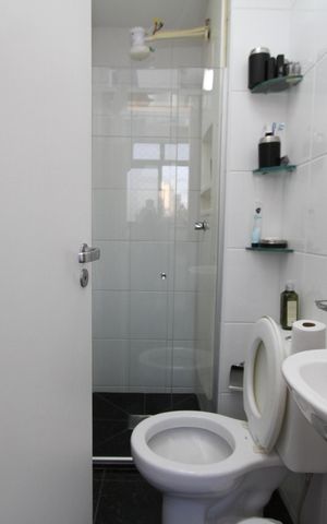 Apartamento para alugar com 176m², 4 quartos e 3 vagasBanheiro de serviço