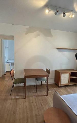 Apartamento à venda com 48m², 1 quarto e 1 vaga Apartamento à venda com 48m², 1 quarto e 1 vagaFoto 01