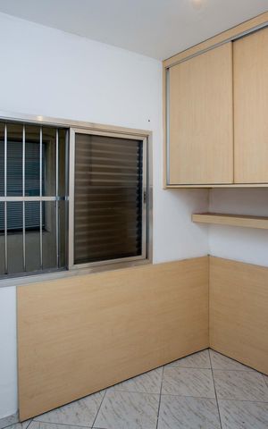 Casa à venda com 338m², 7 quartos e 4 vagasQuarto 2 Casa 1