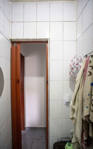Casa à venda com 338m², 7 quartos e 4 vagasBanheiro Casa 2