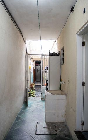 Casa à venda com 338m², 7 quartos e 4 vagasÁrea de Serviço Casa 1
