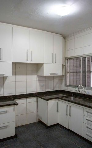 Casa à venda com 338m², 7 quartos e 4 vagasCozinha Casa 2
