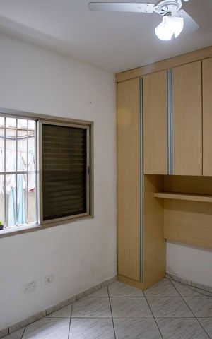 Casa à venda com 338m², 7 quartos e 4 vagasQuarto 1 Casa 1