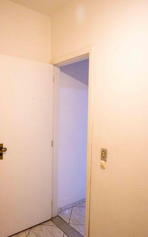 Casa à venda com 338m², 7 quartos e 4 vagasQuarto 3 Casa 1