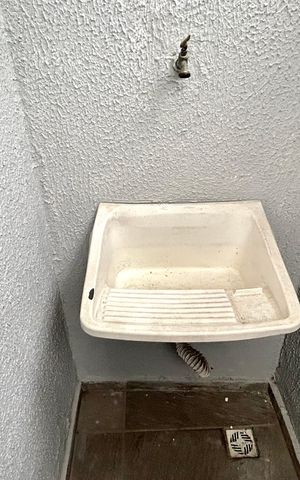 Casa para alugar com 26m², 1 quarto e sem vaga Casa para alugar com 26m², 1 quarto e sem vagaÁrea de Serviço