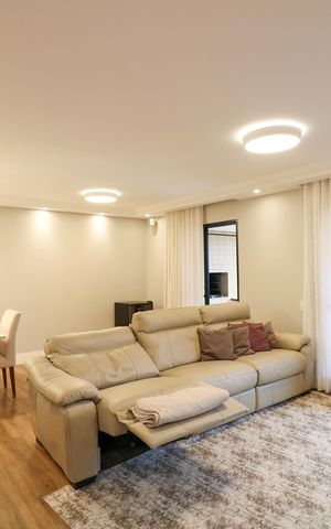 Apartamento à venda com 146m², 3 quartos e 3 vagas Apartamento à venda com 146m², 3 quartos e 3 vagasSala